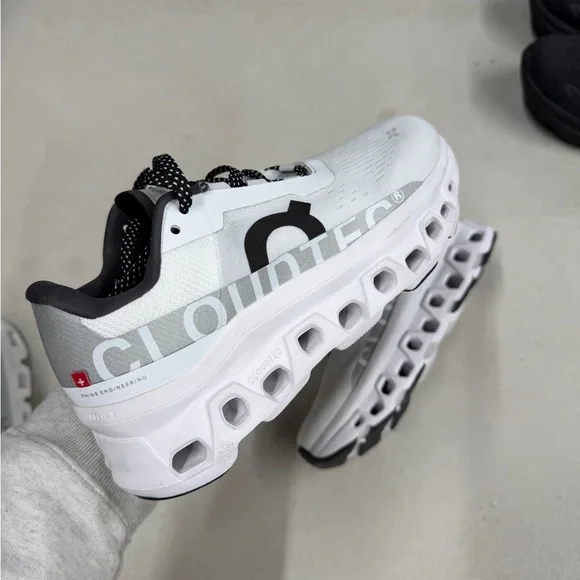 On Cloud Monster Size 6.5W - White and Black Running Sneaker New No Box - Picture 2 of 3